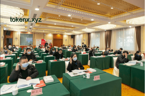 《反方向の扶贫》：探索扶贫工作的新视角与挑战